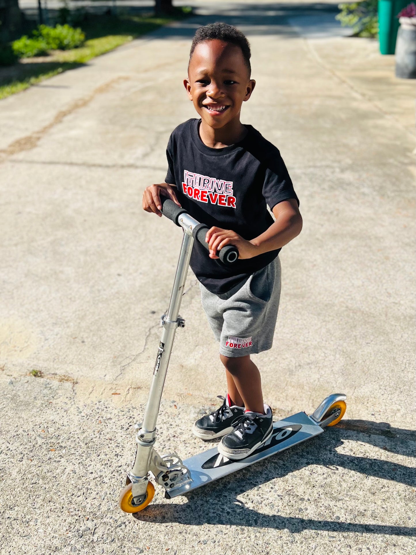 Kidz ITHRIVEFOREVER Short Set